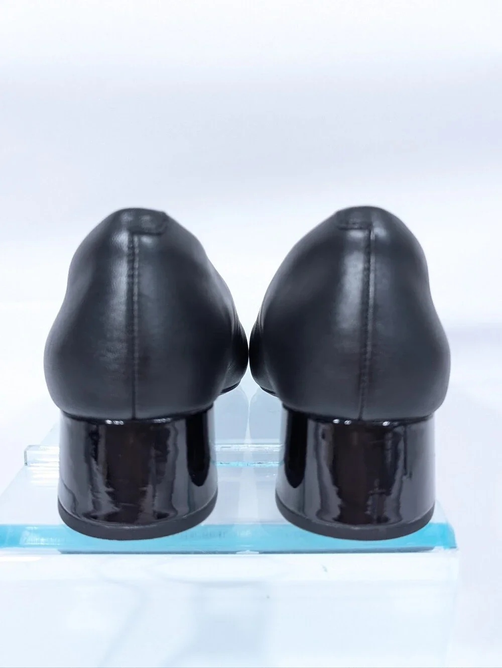 Clarks Iridessa May Cap Toe Pumps sz 8 Women Black Leather Heels Classic fashion